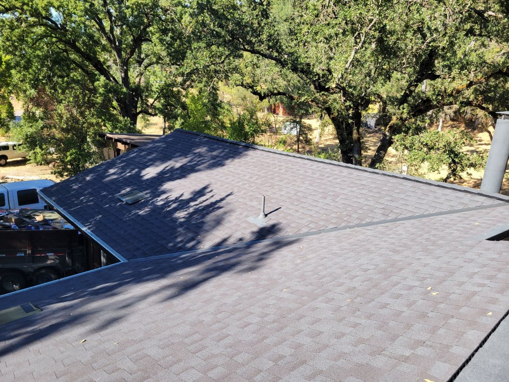 Close-up of layered architectural asphalt shingles — New Roof Installation Built to Outlast Sacramento's Climate — Roof Installation project